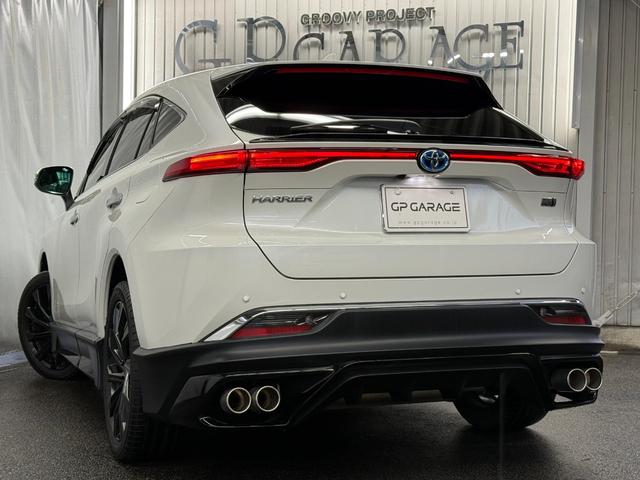 ハリアーハイブリッド Ｚ　１２．３型ナビ　ＪＢＬ　調光パノラマルーフ　ＧＲエアロ（フロント・サイド・リア）ＧＲスポーツマフラー　ＧＲ２０インチアルミ　モデリスタシグネチャーイルミグリル　デジタルインナーミラー　ＥＴＣ２．０（8枚目）