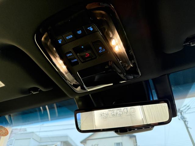 ハリアーハイブリッド Ｚ　１２．３型ナビ　ＪＢＬ　調光パノラマルーフ　ＧＲエアロ（フロント・サイド・リア）ＧＲスポーツマフラー　ＧＲ２０インチアルミ　モデリスタシグネチャーイルミグリル　デジタルインナーミラー　ＥＴＣ２．０（64枚目）