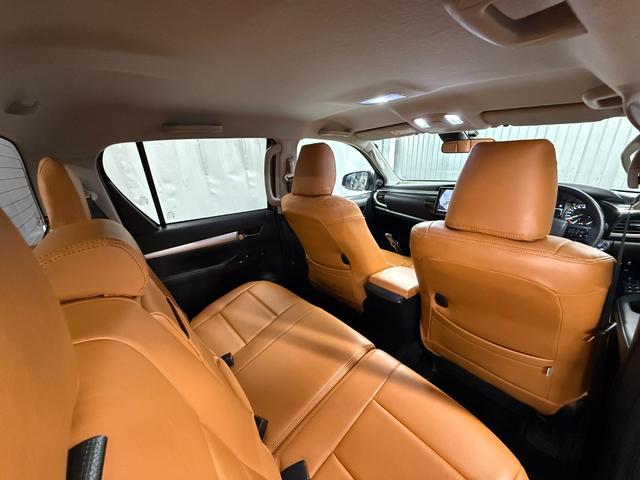 ＤＯＴＴＹレザーシートで愛車のシート守るだけでも無く見た目もバッチリ仕上げてます。