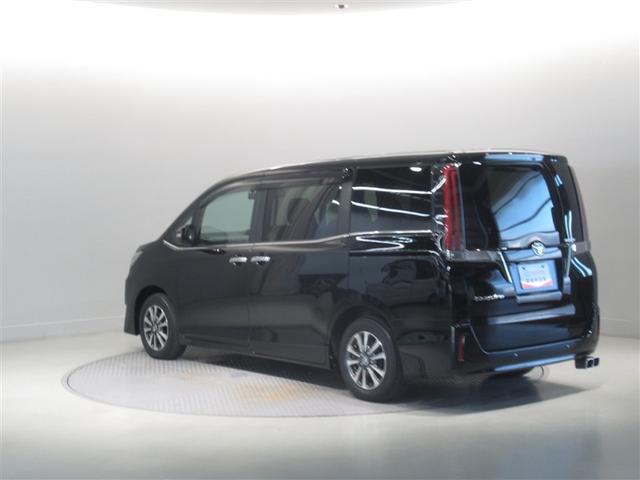 エスクァイア Gi プレミアムパッケージ 衝突被害軽減システム メモリーナビ フルセグ バックカメラ ETC CD ミュージックプレイヤー接続可 DVD再生 オートクルーズコントロール LEDヘッドランプ 両側電動スライド 乗車定員7人(4枚目)