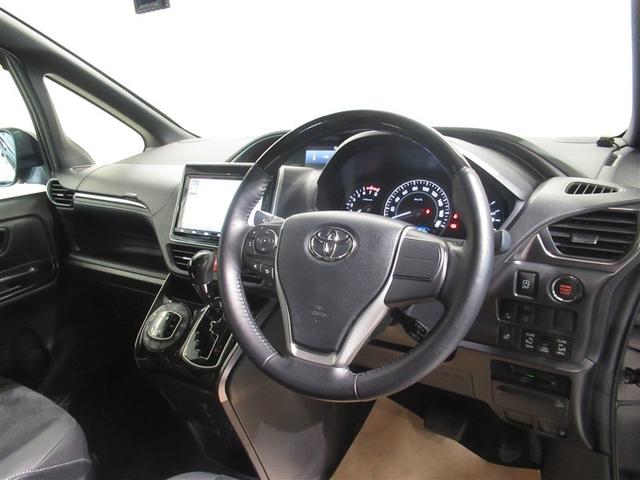 エスクァイア Gi プレミアムパッケージ 衝突被害軽減システム メモリーナビ フルセグ バックカメラ ETC CD ミュージックプレイヤー接続可 DVD再生 オートクルーズコントロール LEDヘッドランプ 両側電動スライド 乗車定員7人(17枚目)