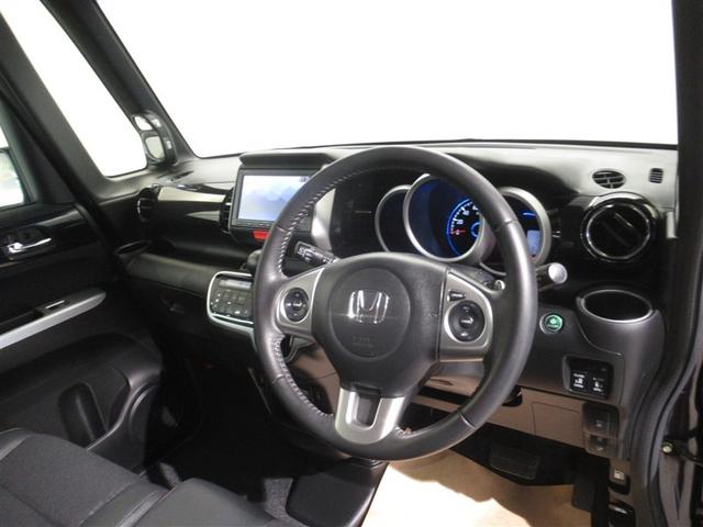 N-BOXカスタム G ターボSSパッケージ 衝突被害軽減システム メモリーナビ ワンセグ バックカメラ ETC CD ミュージックプレイヤー接続可 オートクルーズコントロール HIDヘッドライト 両側電動スライド ベンチシート スマートキー(20枚目)