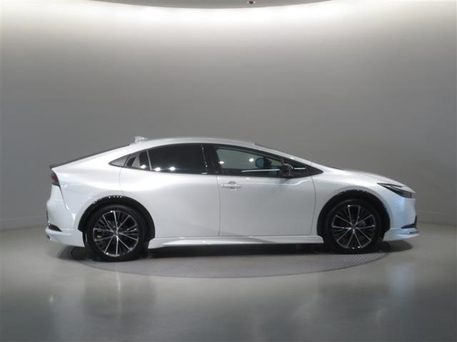 プリウス Ｚ　衝突被害軽減システム　フルセグ　バックカメラ　ＥＴＣ　ミュージックプレイヤー接続可　電動シート　オートクルーズコントロール　ＬＥＤヘッドランプ　スマートキー　キーレス　ハイブリッド（7枚目）