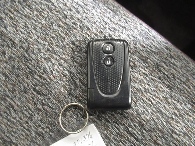 パッソ Ｘ　クツロギ　ＥＴＣ　ＣＤ　ベンチシート　スマートキー　キーレス（10枚目）