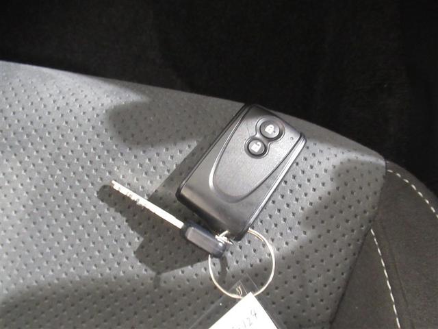 コペン セロ　Ｓ　メモリーナビ　フルセグ　バックカメラ　ＣＤ　ミュージックプレイヤー接続可　ＤＶＤ再生　ＬＥＤヘッドランプ　スマートキー　キーレス　アイドリングストップ（25枚目）