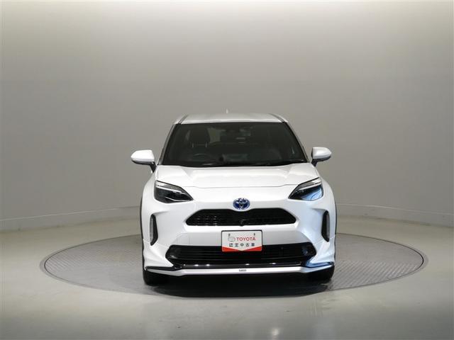 ヤリスクロス ハイブリッドＺ　衝突被害軽減システム　メモリーナビ　バックカメラ　ＥＴＣ　ミュージックプレイヤー接続可　電動シート　オートクルーズコントロール　ＬＥＤヘッドランプ　スマートキー　キーレス　ハイブリッド　ワンオーナー（2枚目）