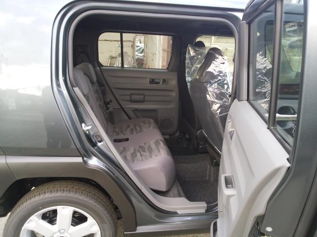 タフト Ｇ　クロムベンチャー　届出済未使用車　被害軽減ブレーキ　運転手／助手席シートヒーター　パノラマモニター　ＬＥＤヘッドランプ　ＬＥＤフォグランプ　スマートキー　電動パーキングブレーキ　本革巻ステアリング　アルミホイール（12枚目）