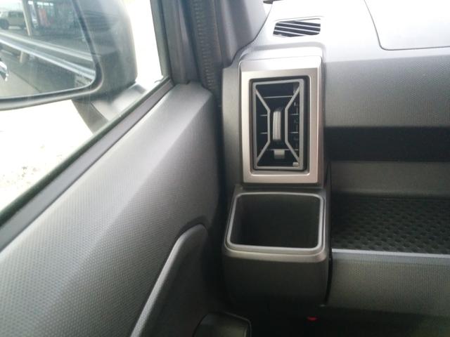 タフト Ｇ　クロムベンチャー　届出済未使用車　被害軽減ブレーキ　運転手／助手席シートヒーター　パノラマモニター　ＬＥＤヘッドランプ　ＬＥＤフォグランプ　スマートキー　電動パーキングブレーキ　本革巻ステアリング　アルミホイール（27枚目）