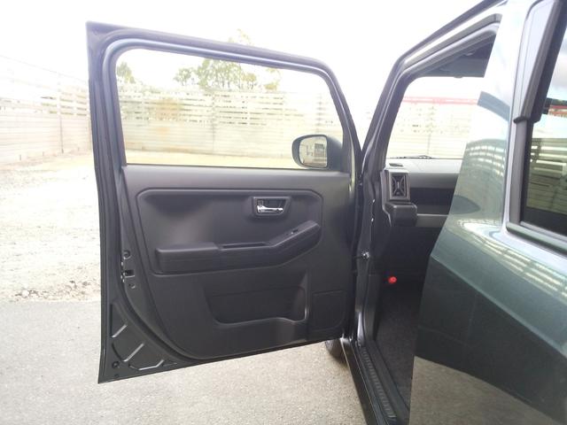 タフト Ｇ　クロムベンチャー　届出済未使用車　被害軽減ブレーキ　運転手／助手席シートヒーター　パノラマモニター　ＬＥＤヘッドランプ　ＬＥＤフォグランプ　スマートキー　電動パーキングブレーキ　本革巻ステアリング　アルミホイール（38枚目）