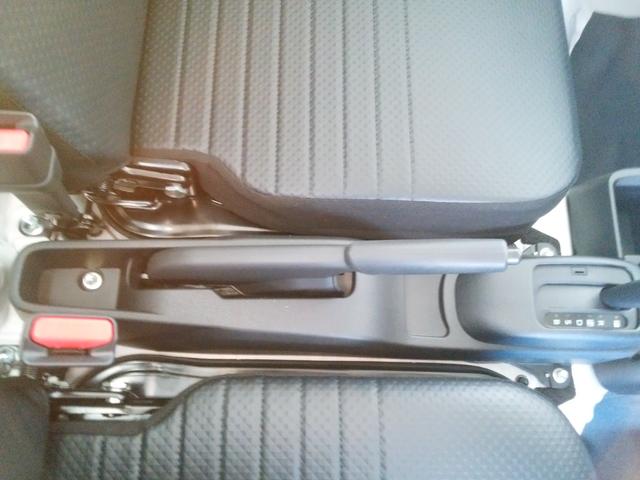 ハイゼットトラック スタンダード　届出済未使用車　被害軽減ブレーキ　ラジオ　マニュアルエアコン　パワステ　ハロゲンヘッドライト　スーパーＵＶカットガラス（フロントガラス）　コーナーセンサー　板キー（18枚目）