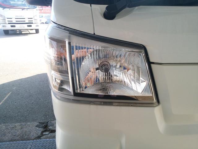ハイゼットトラック スタンダード　届出済未使用車　被害軽減ブレーキ　ラジオ　マニュアルエアコン　パワステ　ハロゲンヘッドライト　スーパーＵＶカットガラス（フロントガラス）　コーナーセンサー　板キー（27枚目）
