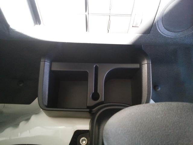 ハイゼットトラック スタンダード　届出済未使用車　被害軽減ブレーキ　４ＷＤ車　ラジオ　マニュアルエアコン　コーナーセンサー　ハロゲンヘッドライト　スーパーＵＶカットガラス（フロントガラス）　パワステ　板キー（21枚目）