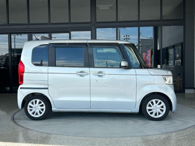 N-BOX G・Lホンダセンシング 点検整備付 GOO保証1年付 GOO鑑定車カーナビ 前後ドラレコ ETC 助手席側電動パワースライドドア スマートキー プッシュスタート(6枚目)