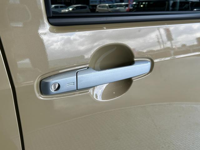 タフト Ｘ　届出済未使用　メーカー保証付　スカイフィールトップ　ＬＥＤヘッドライト　被害軽減ブレーキ　バックカメラ　スマートキー　プッシュスタート　フロントＵＶカットガラス（16枚目）