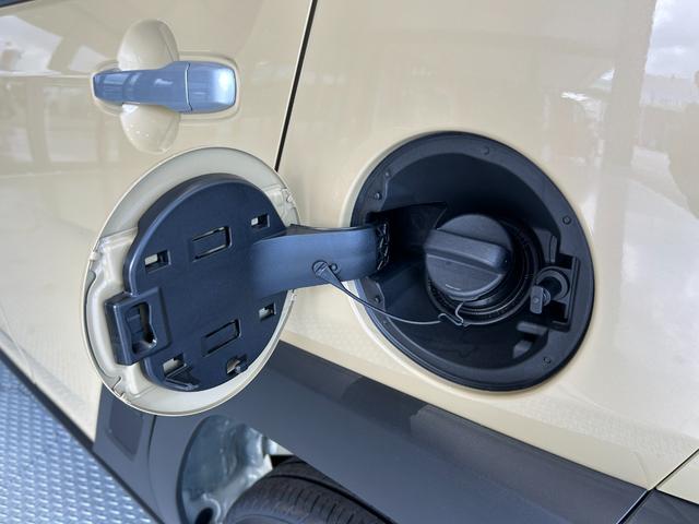 タフト Ｘ　届出済未使用　メーカー保証付　スカイフィールトップ　ＬＥＤヘッドライト　被害軽減ブレーキ　バックカメラ　スマートキー　プッシュスタート　フロントＵＶカットガラス（17枚目）