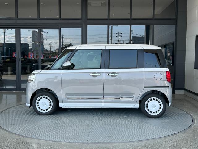 ムーヴキャンバス ストライプスＧ　届出済未使用　メーカー保証付　被害軽減ブレーキ　パノラマモニター　両側パワースライドドア　ＬＥＤヘッドライト　ＬＥＤフォグランプ　オート格納式ミラー　３６０°スーパーＵＶ＆ＩＲカットガラス（10枚目）