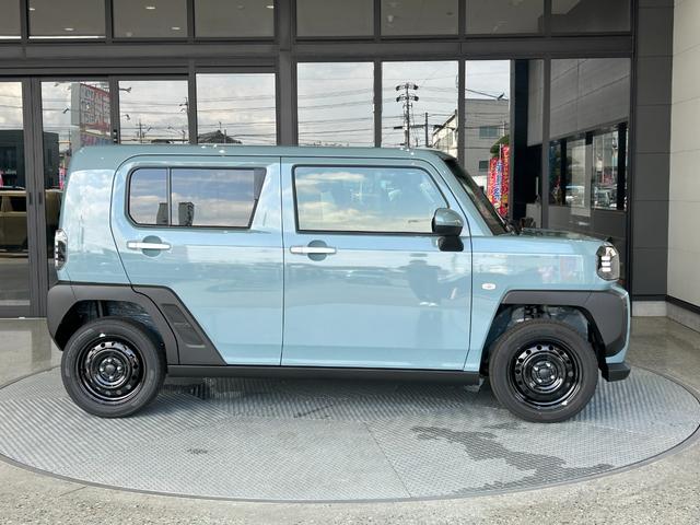 タフト Ｘ　届出済未使用　メーカー保証付　被害軽減ブレーキ　電動パーキングブレーキ　プッシュボタンスタート　スカイフィールトップ　キーフリーシステム　オートブレーキホールド機能　バックカメラ　ＵＳＢソケット（6枚目）