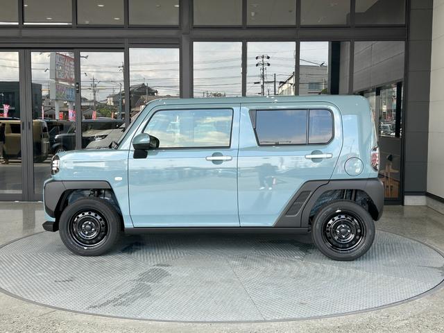 タフト Ｘ　届出済未使用　メーカー保証付　被害軽減ブレーキ　電動パーキングブレーキ　プッシュボタンスタート　スカイフィールトップ　キーフリーシステム　オートブレーキホールド機能　バックカメラ　ＵＳＢソケット（10枚目）