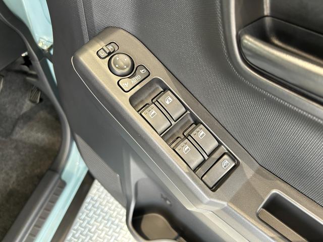 タフト Ｘ　届出済未使用　メーカー保証付　被害軽減ブレーキ　電動パーキングブレーキ　プッシュボタンスタート　スカイフィールトップ　キーフリーシステム　オートブレーキホールド機能　バックカメラ　ＵＳＢソケット（24枚目）