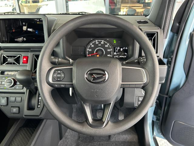 タフト Ｘ　届出済未使用　メーカー保証付　被害軽減ブレーキ　電動パーキングブレーキ　プッシュボタンスタート　スカイフィールトップ　キーフリーシステム　オートブレーキホールド機能　バックカメラ　ＵＳＢソケット（25枚目）