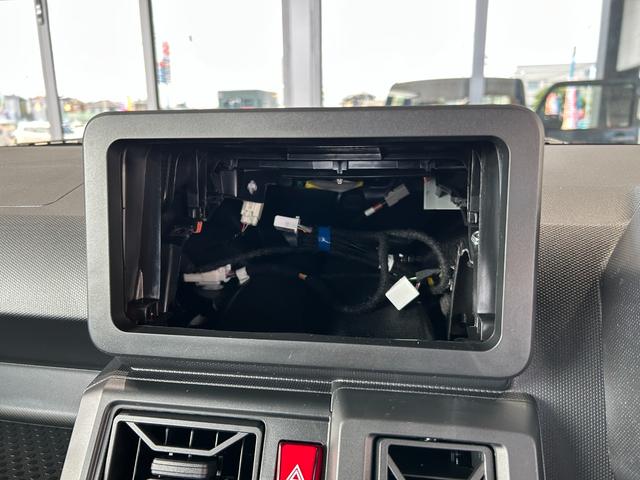 タフト Ｘ　届出済未使用　メーカー保証付　被害軽減ブレーキ　電動パーキングブレーキ　プッシュボタンスタート　スカイフィールトップ　キーフリーシステム　オートブレーキホールド機能　バックカメラ　ＵＳＢソケット（30枚目）