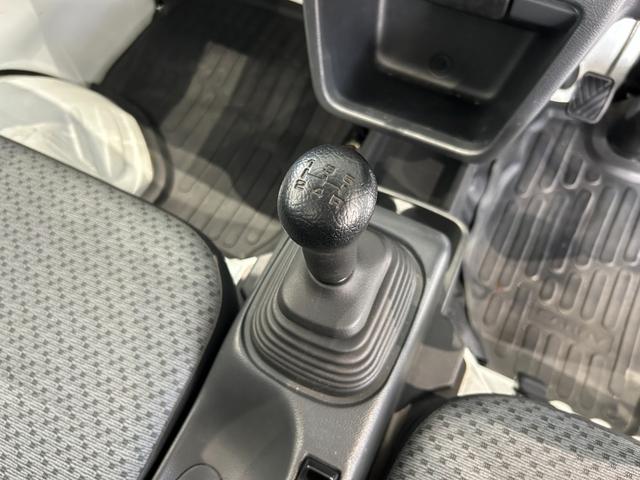 キャリイトラック ＫＣエアコン・パワステ農繁仕様　ＧＯＯ鑑定車　Ｇｏｏ保証付き　点検整備付き　４ＷＤ　５ＭＴ　ミラー型ドライブレコーダー　ＡＭ／ＦＭラジオ　パワーステアリング（32枚目）