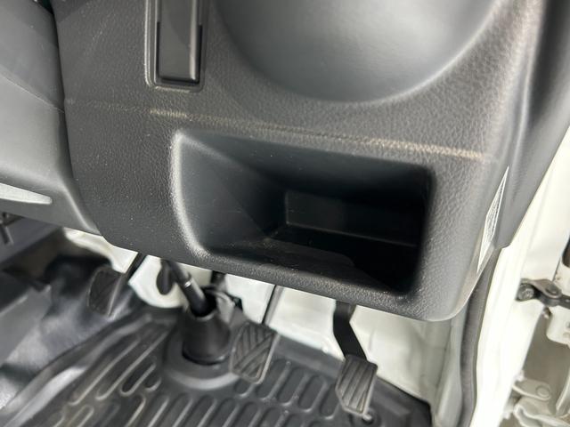 キャリイトラック ＫＣエアコン・パワステ農繁仕様　ＧＯＯ鑑定車　Ｇｏｏ保証付き　点検整備付き　４ＷＤ　５ＭＴ　ミラー型ドライブレコーダー　ＡＭ／ＦＭラジオ　パワーステアリング（34枚目）