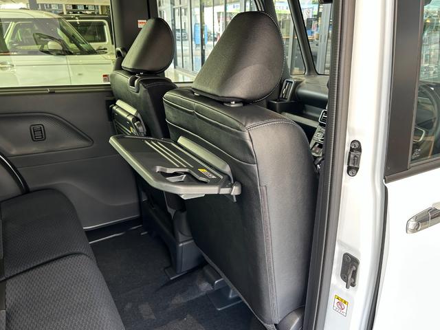 タント カスタムX 届出済未使用 メーカー保証付 パノラマモニター 被害軽減ブレーキ 両側パワースライド 電動パーキングブレーキ LEDヘッドライト/フォグランプ シートヒーター 360°スーパーUV&IRカットガラス(44枚目)