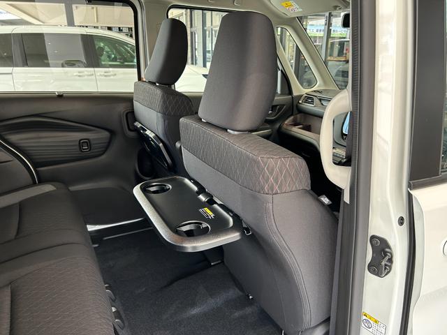 ソリオバンディット ハイブリッドMV 新車 メーカー保証付 全方位モニター付メモリーナビ 両側パワースライドドア 被害軽減ブレーキ LEDヘッドライト LEDフォグランプ 電動パーキングブレーキ ロールサンシェード(48枚目)