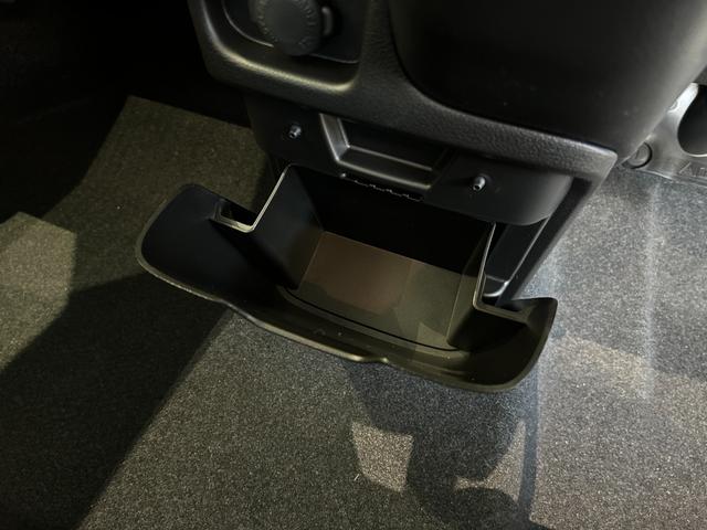 ソリオ ハイブリッドMZ 新車 全方位モニター付メモリーナビ LEDヘッドライト LEDフォグランプ シートヒーター スリムサーキュレーター ロールサンシェード 電動パーキングブレーキ 両側パワースライドドア(46枚目)