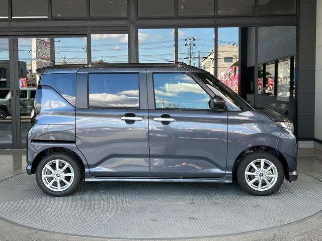 ムーヴ Ｇ　届出済未使用　メーカー保証付　被害軽減ブレーキ　助手席側パワースライドドア　パノラマモニター　電動パーキングブレーキ　ＬＥＤヘッドライト　ＬＥＤフォグランプ　プッシュスタート　スマートキー（6枚目）