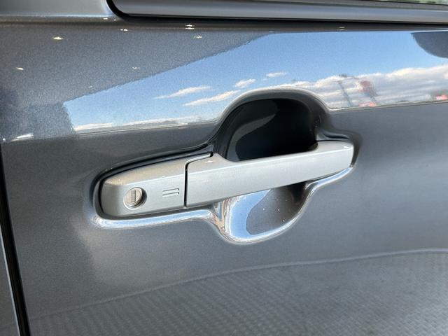 ムーヴ Ｇ　届出済未使用　メーカー保証付　被害軽減ブレーキ　助手席側パワースライドドア　パノラマモニター　電動パーキングブレーキ　ＬＥＤヘッドライト　ＬＥＤフォグランプ　プッシュスタート　スマートキー（18枚目）