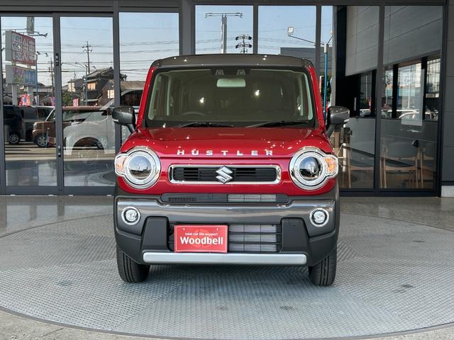 ハスラー ハイブリッドＸ　届出済未使用　メーカー保証付　　　スマートキー　被害軽減ブレーキ　ＬＥＤヘッドライト　ＬＥＤフォグランプ　１５インチアルミホイル　６スピーカー　リモート格納ミラー　シートヒーター（4枚目）