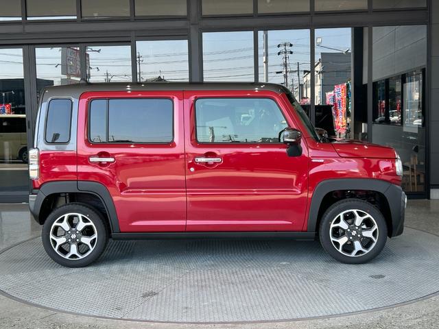 ハスラー ハイブリッドＸ　届出済未使用　メーカー保証付　　　スマートキー　被害軽減ブレーキ　ＬＥＤヘッドライト　ＬＥＤフォグランプ　１５インチアルミホイル　６スピーカー　リモート格納ミラー　シートヒーター（6枚目）