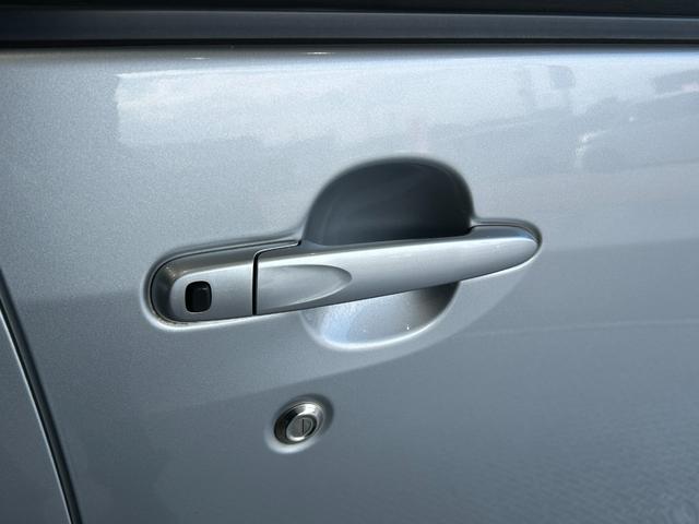 ステラ ＬＳ　スマートアシスト　点検整備付　ＧＯＯ鑑定車　ＧＯＯ保証１年付　ターボ車　スマートキー　カーナビ　被害軽減ブレーキ　アイドリングストップ　オートライト（15枚目）