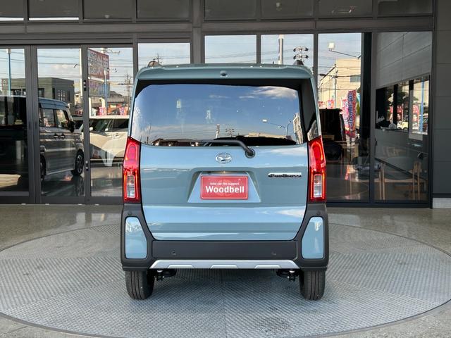 タント ファンクロス　届出済未使用車　メーカー保証付　パノラマモニター　被害軽減ブレーキ　両側パワースライドドア　ＬＥＤヘッドライト　ＬＥＤフォグランプ　３６０°スーパーＵＶ＆ＩＲカットガラス　シートヒーター（7枚目）