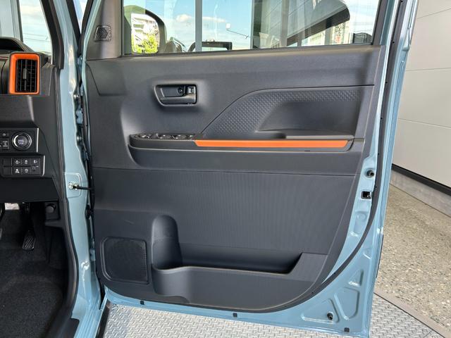 タント ファンクロス　届出済未使用車　メーカー保証付　パノラマモニター　被害軽減ブレーキ　両側パワースライドドア　ＬＥＤヘッドライト　ＬＥＤフォグランプ　３６０°スーパーＵＶ＆ＩＲカットガラス　シートヒーター（24枚目）