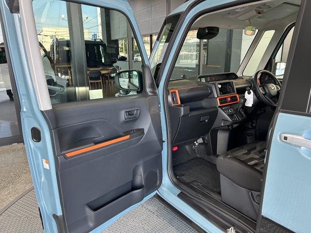 タント ファンクロス　届出済未使用車　メーカー保証付　パノラマモニター　被害軽減ブレーキ　両側パワースライドドア　ＬＥＤヘッドライト　ＬＥＤフォグランプ　３６０°スーパーＵＶ＆ＩＲカットガラス　シートヒーター（48枚目）