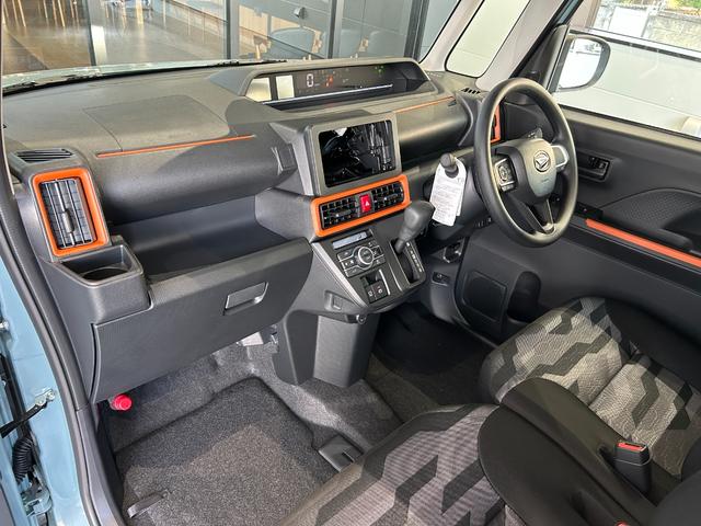 タント ファンクロス　届出済未使用車　メーカー保証付　パノラマモニター　被害軽減ブレーキ　両側パワースライドドア　ＬＥＤヘッドライト　ＬＥＤフォグランプ　３６０°スーパーＵＶ＆ＩＲカットガラス　シートヒーター（50枚目）