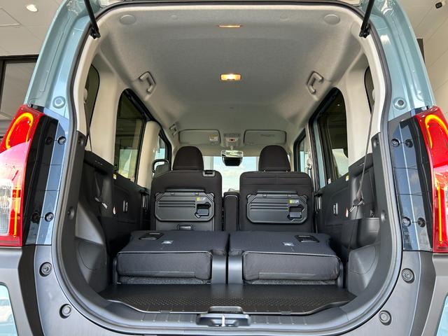 タント ファンクロス　届出済未使用車　メーカー保証付　パノラマモニター　被害軽減ブレーキ　両側パワースライドドア　ＬＥＤヘッドライト　ＬＥＤフォグランプ　３６０°スーパーＵＶ＆ＩＲカットガラス　シートヒーター（56枚目）