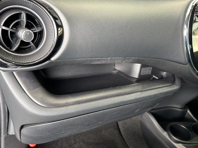 アクア Ｓスタイルブラック　車検整備２年付　ＧＯＯ鑑定車　ＧＯＯ保証１年付　カーナビ　ＥＴＣ　パノラマモニター　プッシュスタート　オートライト　被害軽減ブレーキ　スペアタイヤ（55枚目）