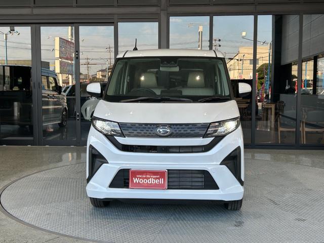 ムーヴ Ｘ　届出済未使用車　メーカー保証付　パノラマモニター　助手席側パワースライドドア　ＬＥＤヘッドライト　オートライト　被害軽減ブレーキ　スマートキー　プッシュスタート（3枚目）