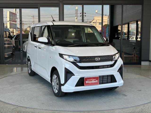 ムーヴ Ｘ　届出済未使用車　メーカー保証付　パノラマモニター　助手席側パワースライドドア　ＬＥＤヘッドライト　オートライト　被害軽減ブレーキ　スマートキー　プッシュスタート（4枚目）