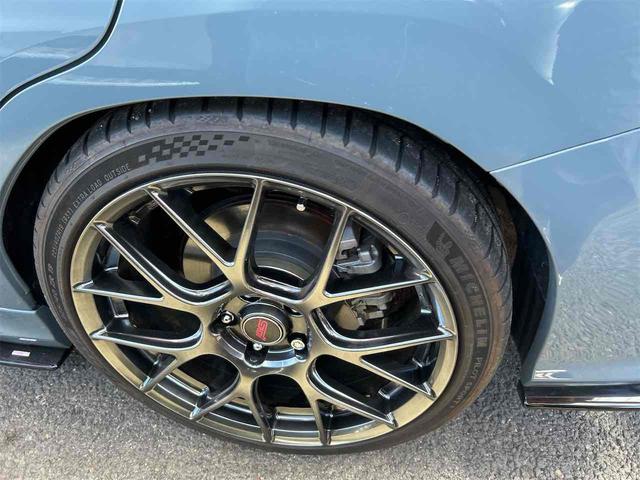 レヴォーグ ＳＴＩスポーツシャープ　４ＷＤ　ドライブレコーダー　ＥＴＣ　全周囲カメラ　純正フルセグナビ　クリアランスソナー　オートクルーズコントロール　レーンアシスト　衝突被害軽減システム　オートライト　ＬＥＤヘッドランプ（41枚目）