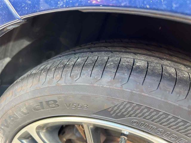 ８６ ＧＴ　ＥＴＣ　バックカメラ　アルパインフルセグナビ　クリアランスソナー　ＭＴ　オートライト　スマートキー　電動格納ミラー　アルミホイール　盗難防止システム　衝突安全ボディ　ＡＢＳ　ＥＳＣ　ＣＤ　ＤＶＤ再生（14枚目）