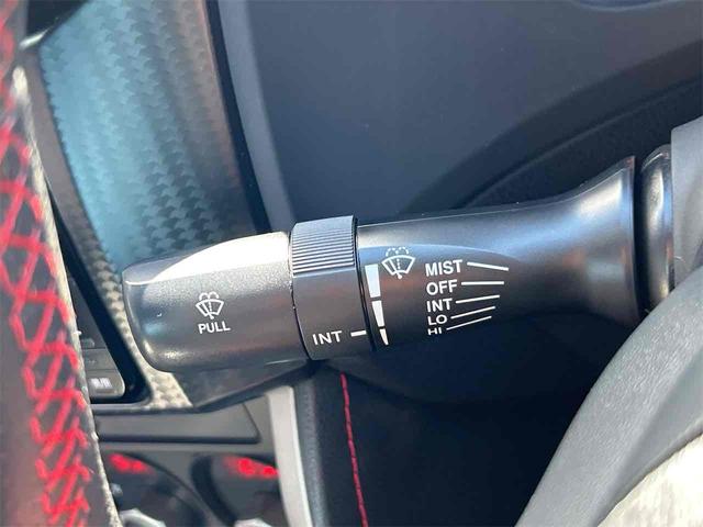 ８６ ＧＴ　ＥＴＣ　バックカメラ　アルパインフルセグナビ　クリアランスソナー　ＭＴ　オートライト　スマートキー　電動格納ミラー　アルミホイール　盗難防止システム　衝突安全ボディ　ＡＢＳ　ＥＳＣ　ＣＤ　ＤＶＤ再生（39枚目）
