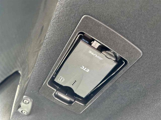 ８６ ＧＴ　ＥＴＣ　バックカメラ　アルパインフルセグナビ　クリアランスソナー　ＭＴ　オートライト　スマートキー　電動格納ミラー　アルミホイール　盗難防止システム　衝突安全ボディ　ＡＢＳ　ＥＳＣ　ＣＤ　ＤＶＤ再生（56枚目）