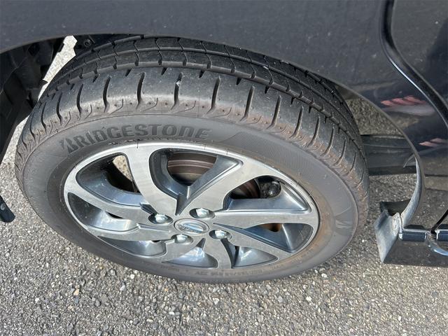 ルークス ハイウェイスター　両側スライド・片側電動　ナビ　ＴＶ　オートライト　ＨＩＤ　スマートキー　電動格納ミラー　ベンチシート　ＣＶＴ　盗難防止システム　ＡＢＳ　ＣＤ　アルミホイール　衝突安全ボディ　エアコン（15枚目）