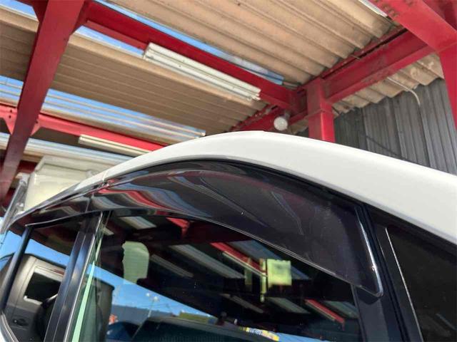 ヴォクシー ハイブリッドZS 煌 ドライブレコーダー ETC バックカメラ フルセグナビ オートクルーズコントロール レーンアシスト 両側電動スライドドア オートマチックハイビーム オートライト LEDヘッドランプ(14枚目)