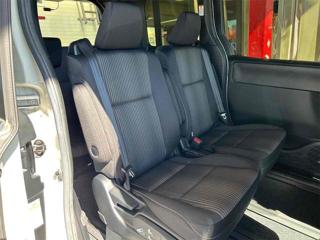 ヴォクシー ハイブリッドZS 煌 ドライブレコーダー ETC バックカメラ フルセグナビ オートクルーズコントロール レーンアシスト 両側電動スライドドア オートマチックハイビーム オートライト LEDヘッドランプ(62枚目)